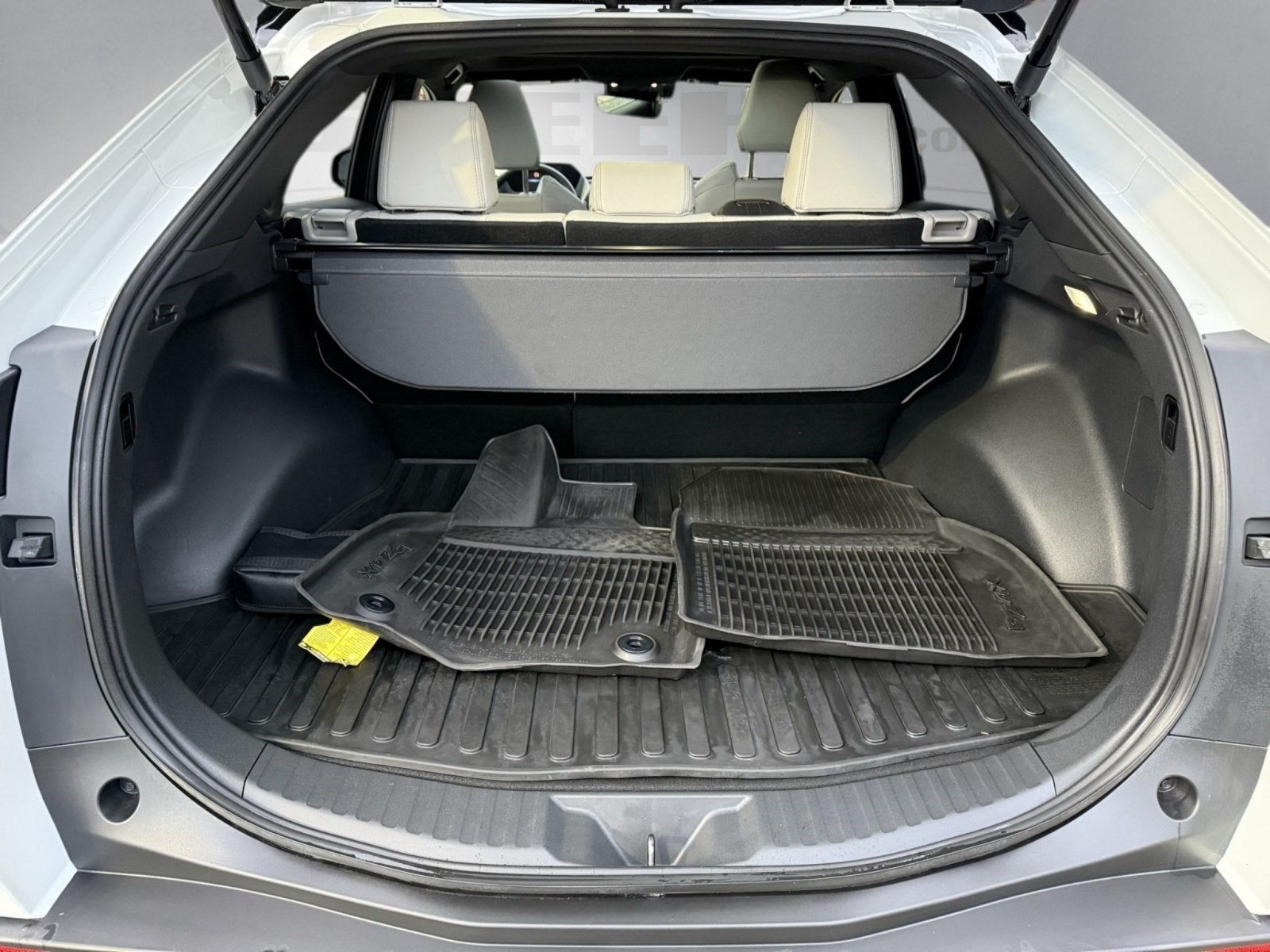 2024 Toyota bZ4X Limited