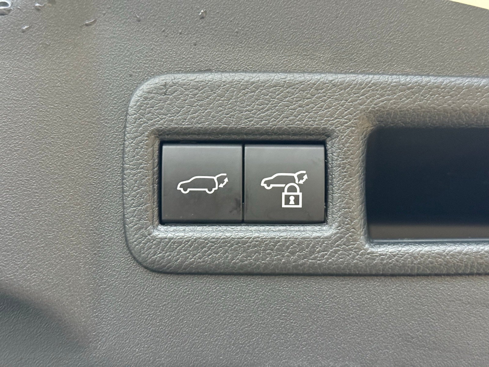 2024 Toyota bZ4X Limited