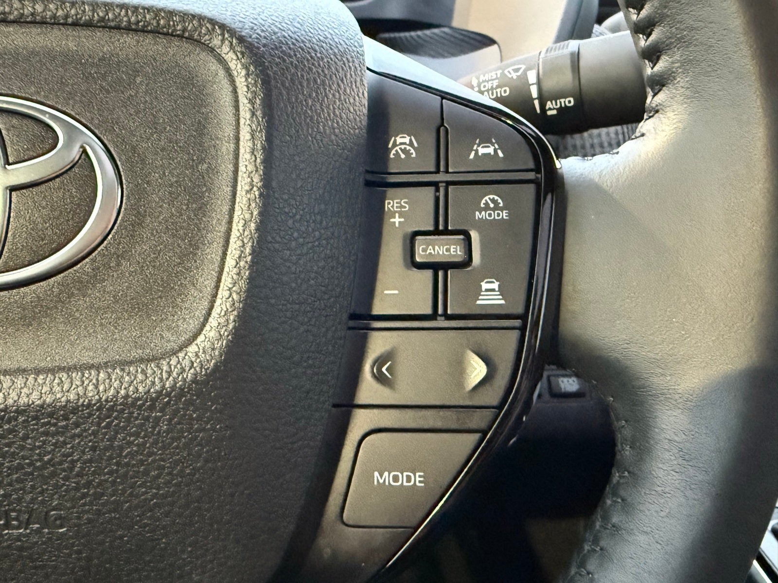 2024 Toyota bZ4X Limited