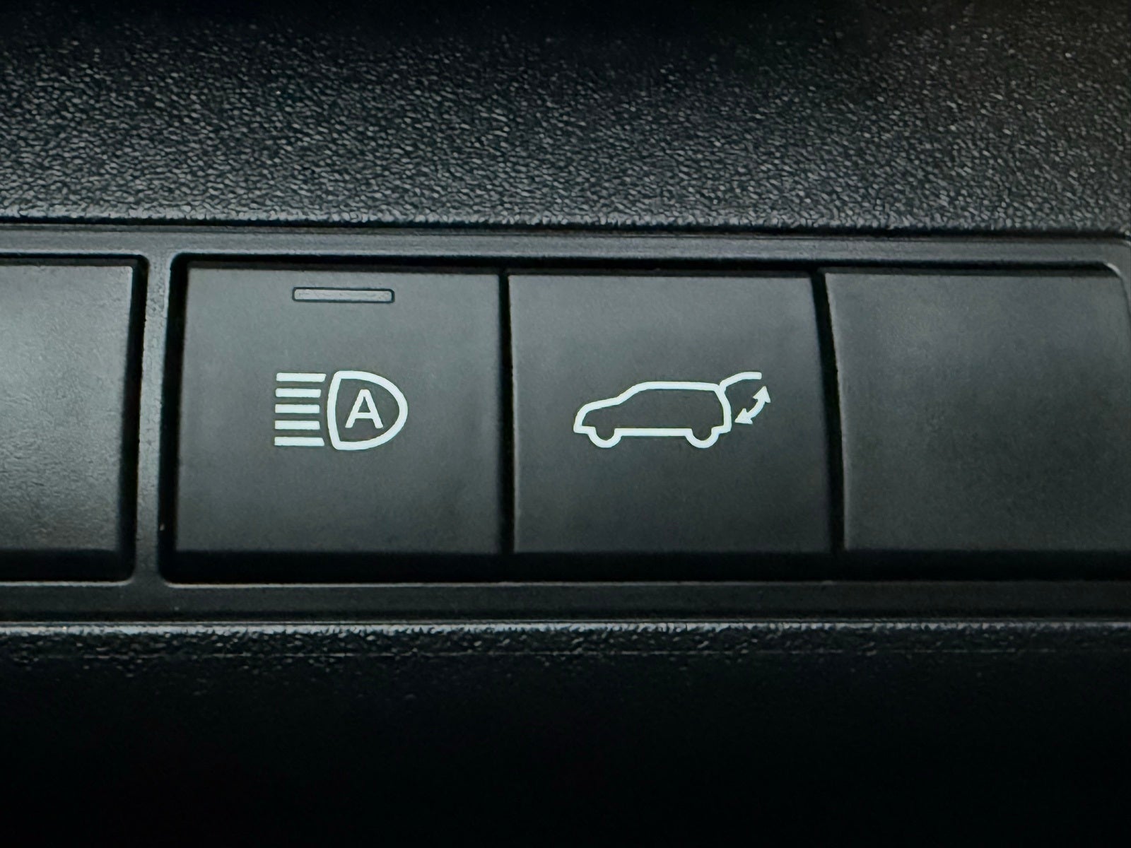 2024 Toyota bZ4X Limited