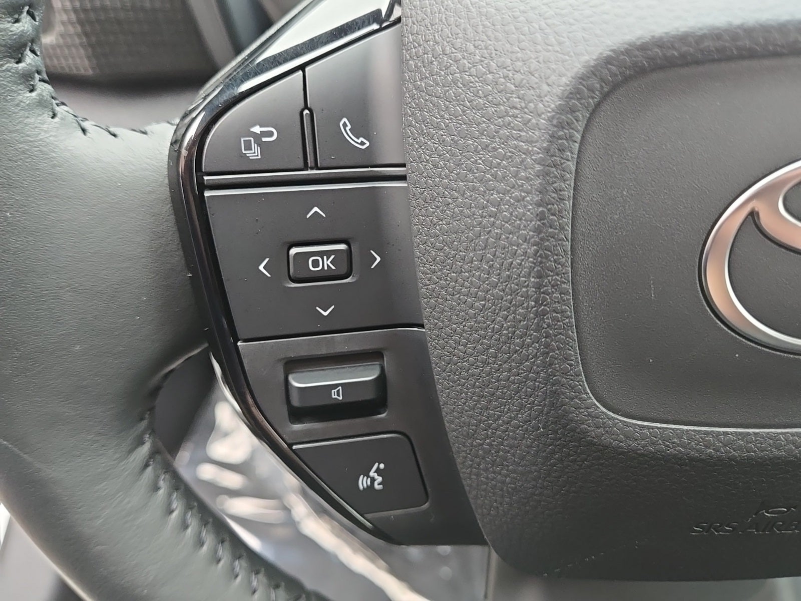 2024 Toyota bZ4X Limited