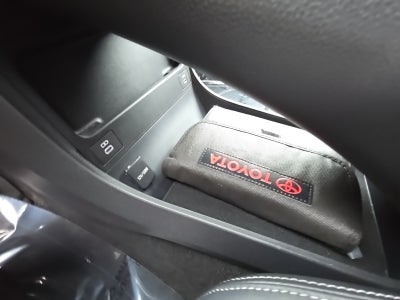 2024 Toyota bZ4X Limited