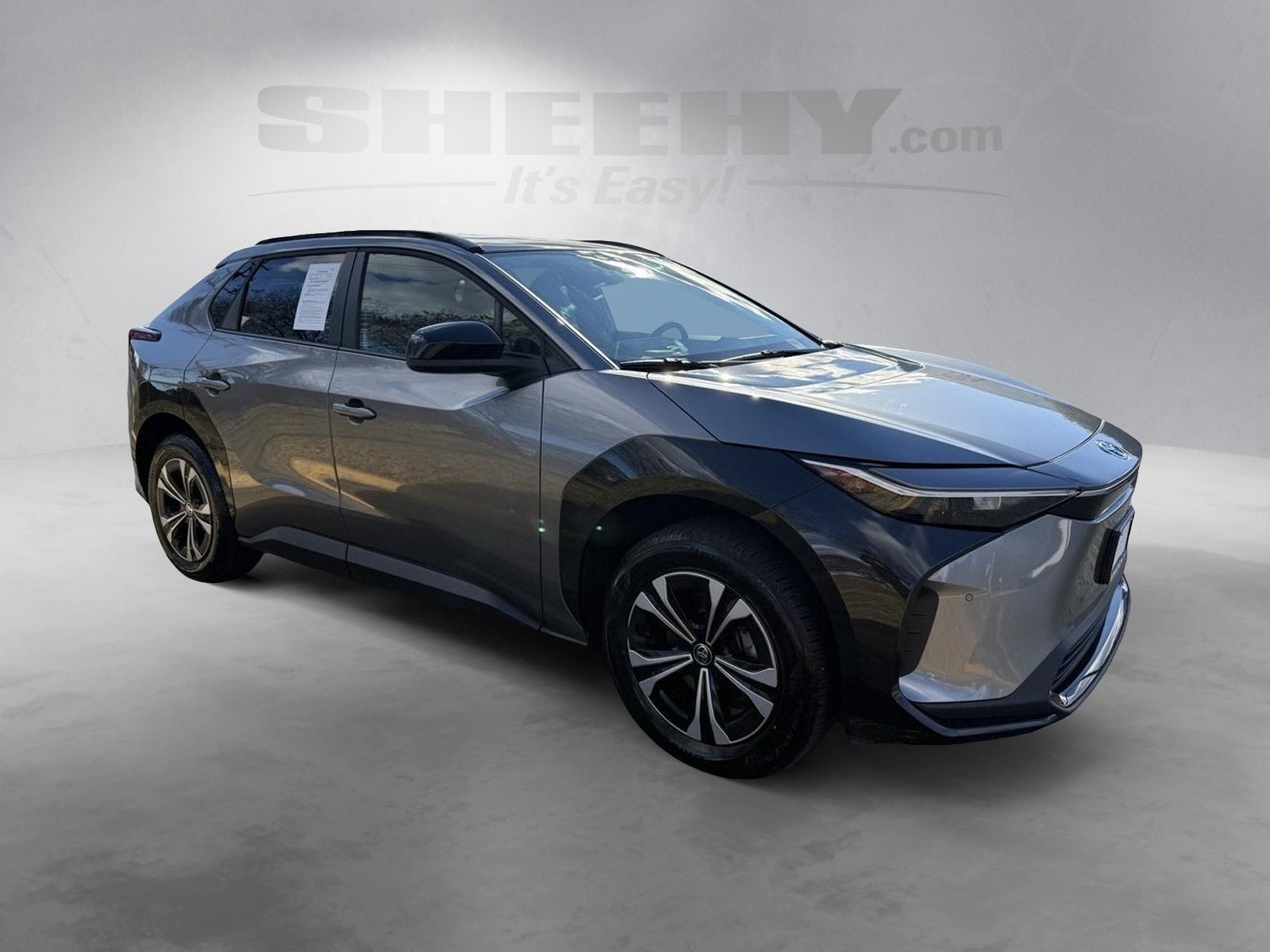 2024 Toyota bZ4X XLE