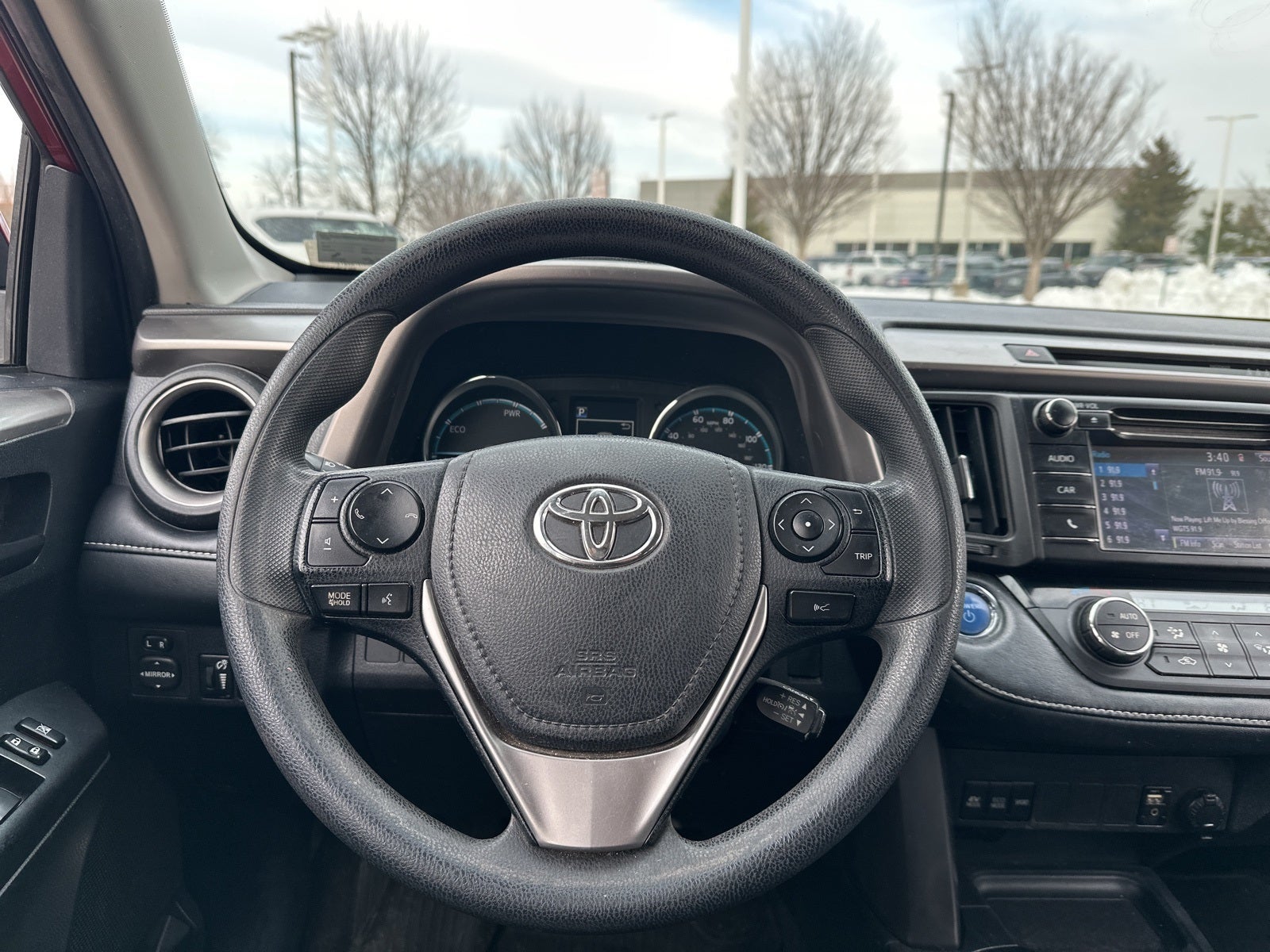 2018 Toyota RAV4 Hybrid LE