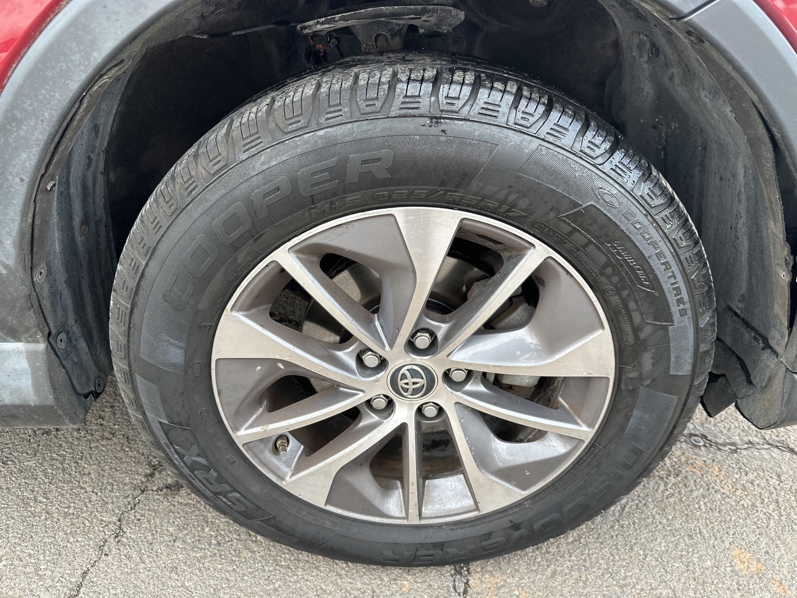 2018 Toyota RAV4 Hybrid LE