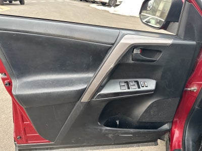 2018 Toyota RAV4 Hybrid LE