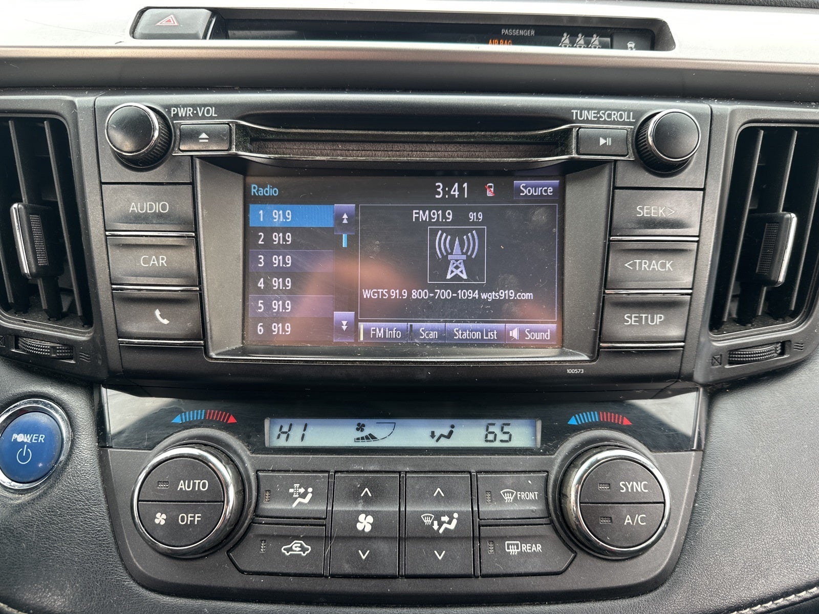 2018 Toyota RAV4 Hybrid LE