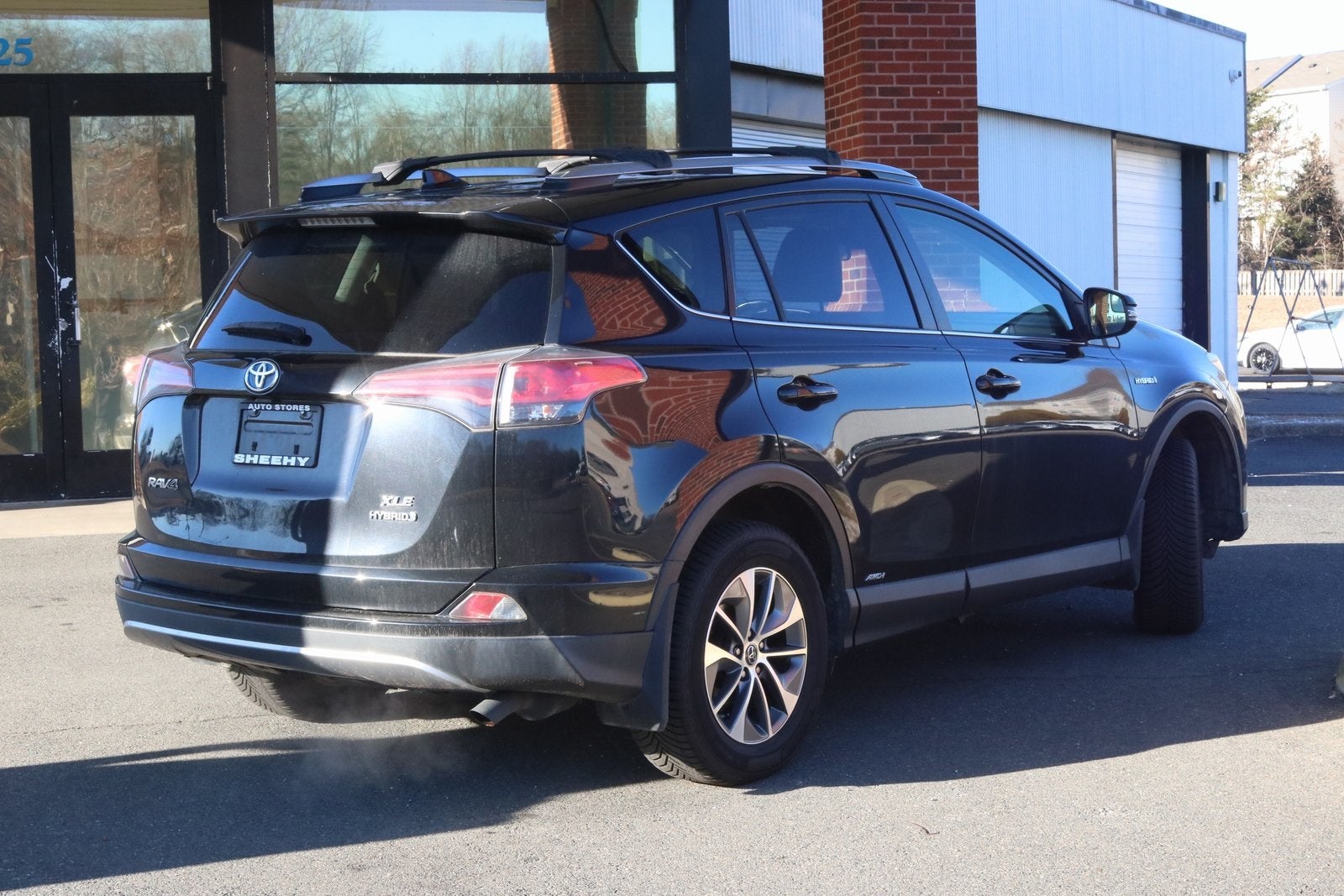 2017 Toyota RAV4 Hybrid XLE