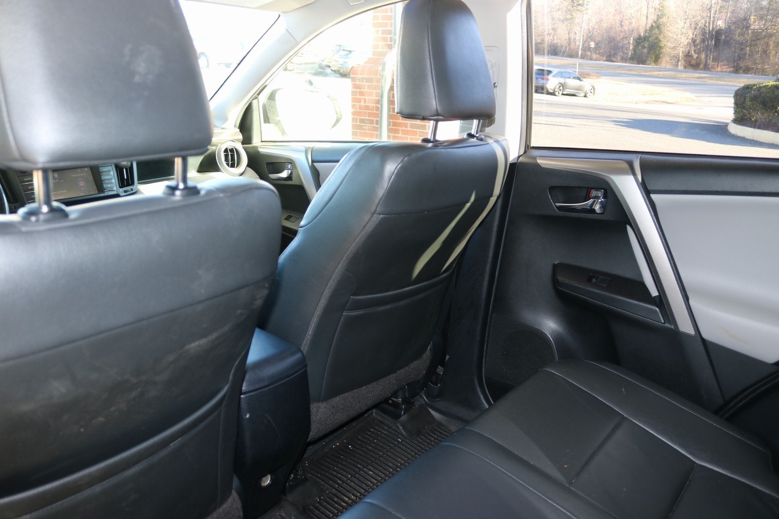 2017 Toyota RAV4 Hybrid XLE