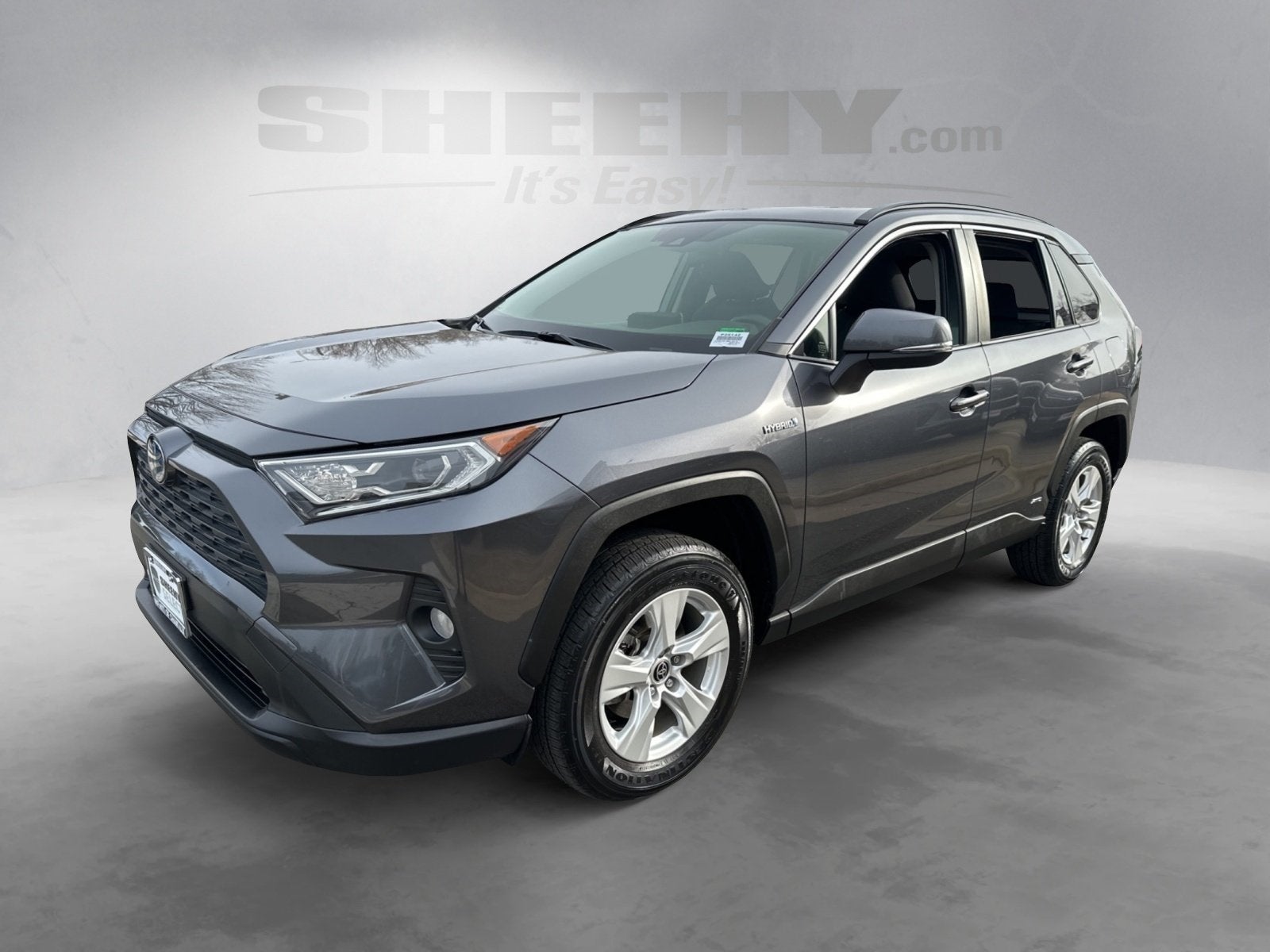 2021 Toyota RAV4 Hybrid XLE