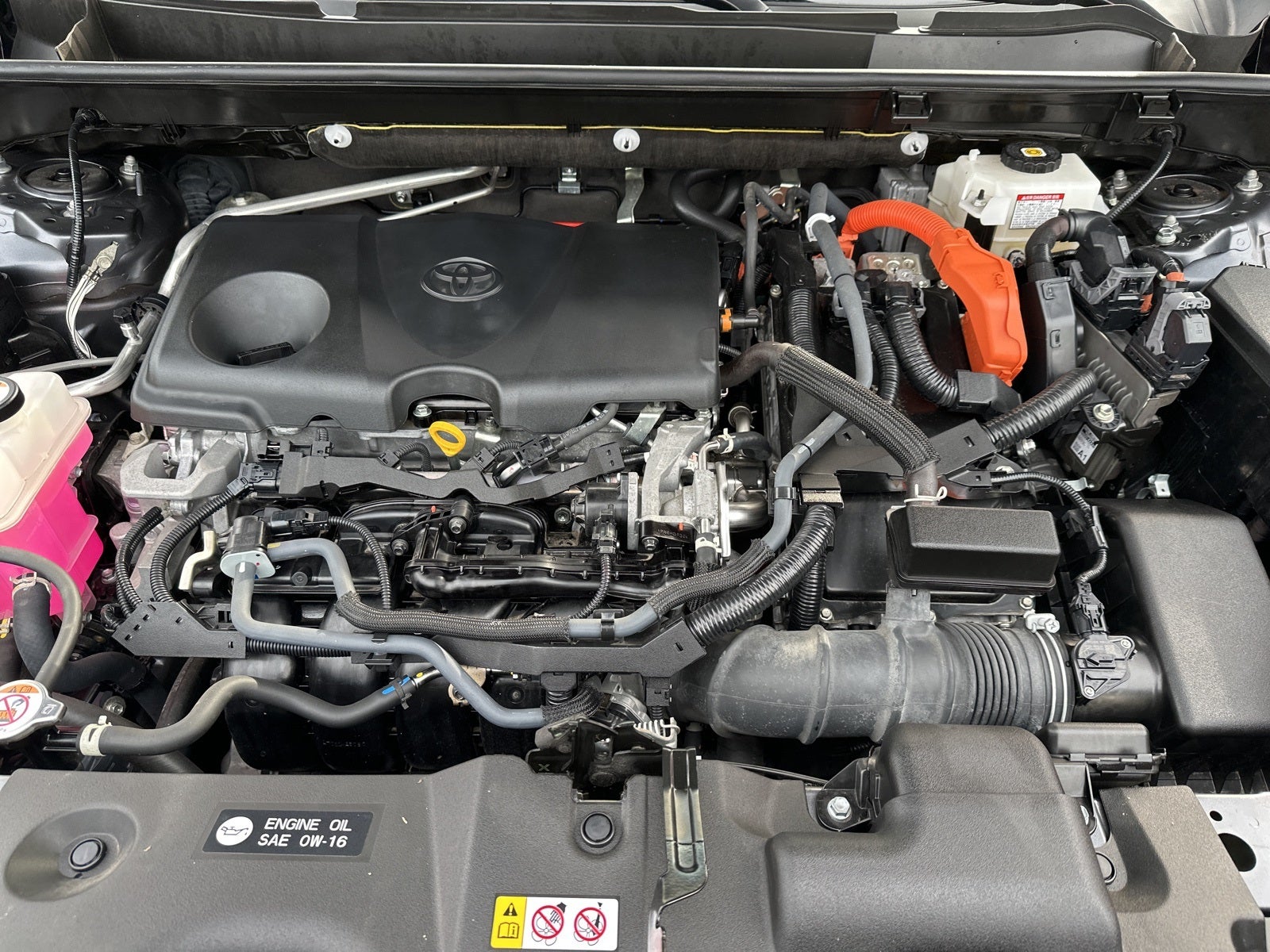 2021 Toyota RAV4 Hybrid XLE