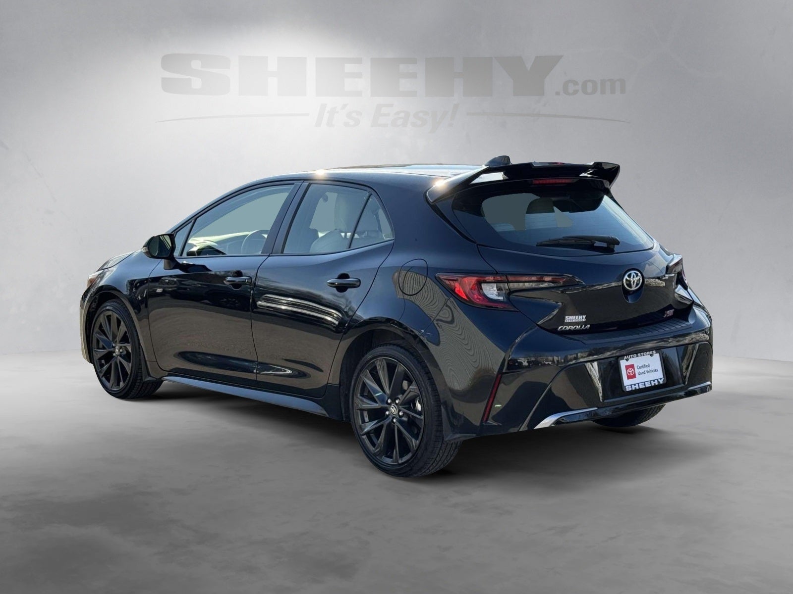 2025 Toyota Corolla Hatchback XSE