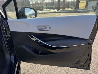 2025 Toyota Corolla Hatchback XSE