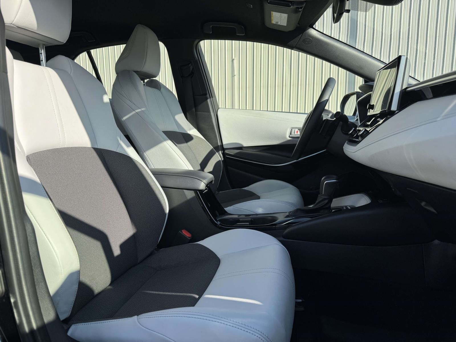 2025 Toyota Corolla Hatchback XSE