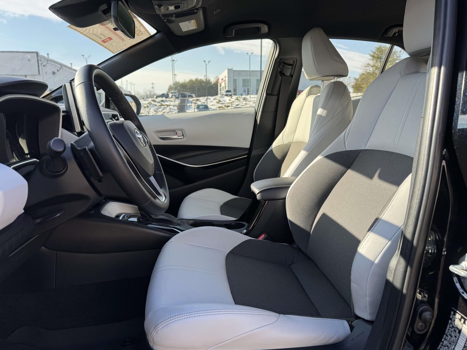 2025 Toyota Corolla Hatchback XSE