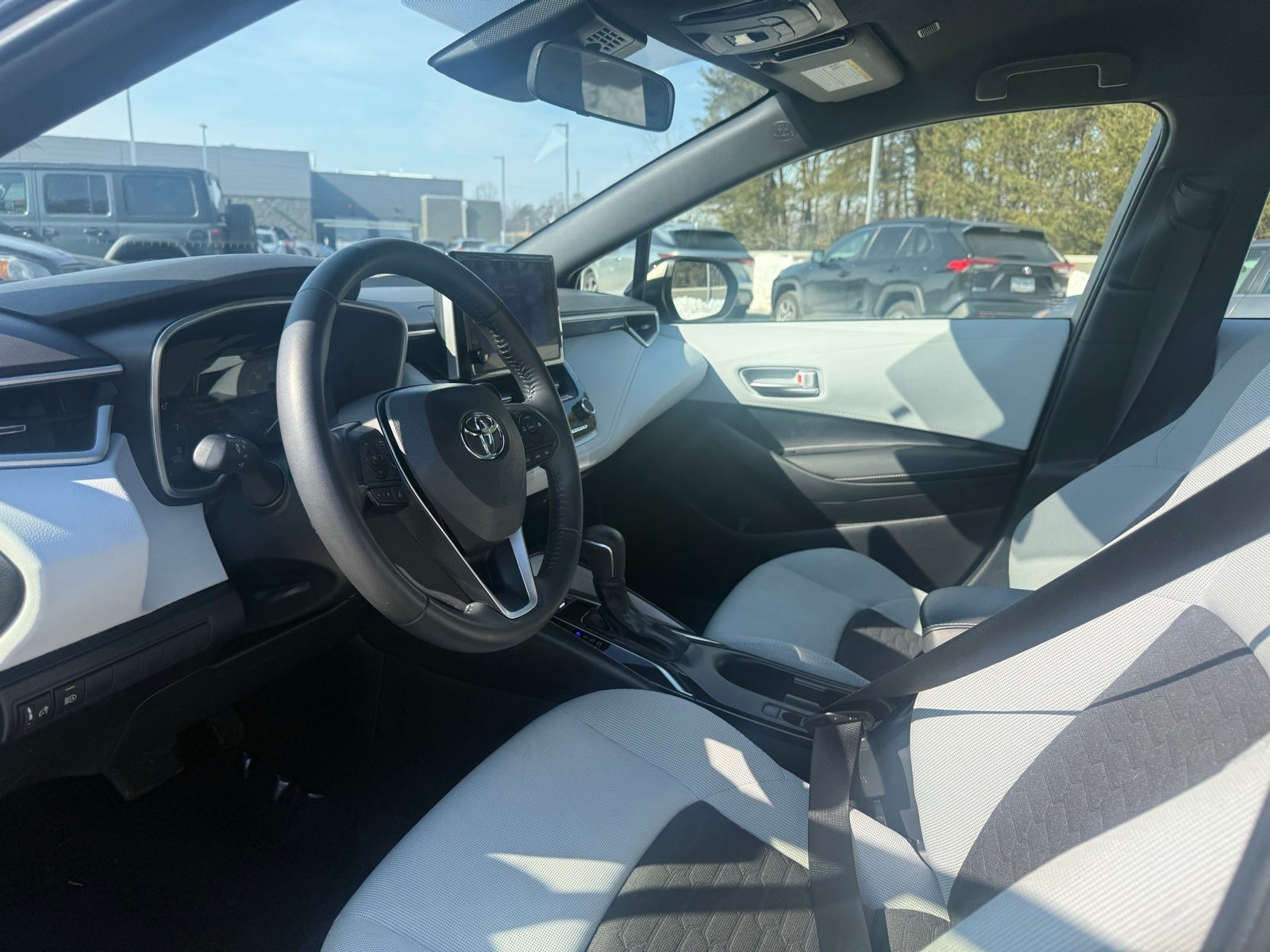 2023 Toyota Corolla Hatchback SE