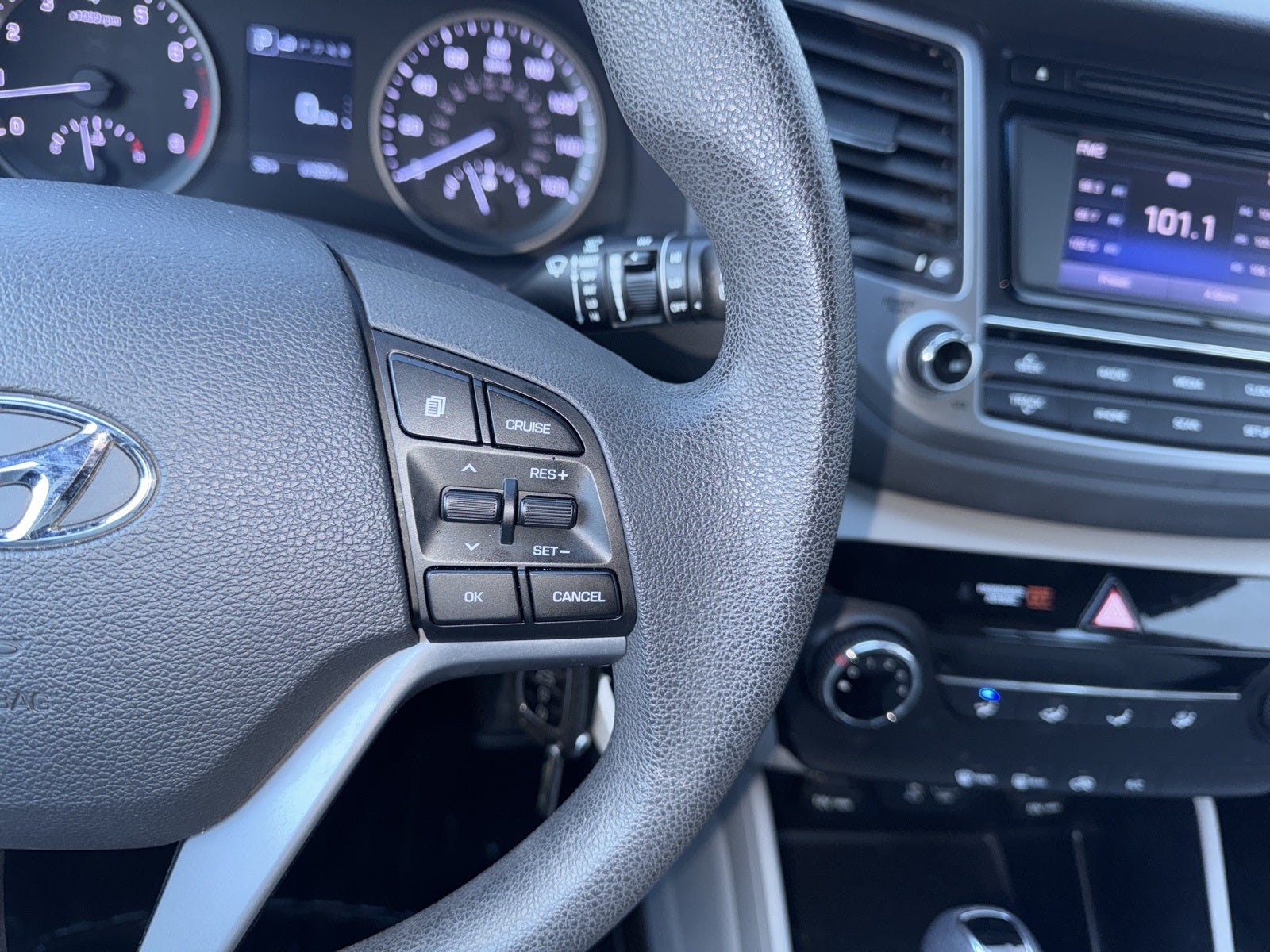 2016 Hyundai Tucson SE