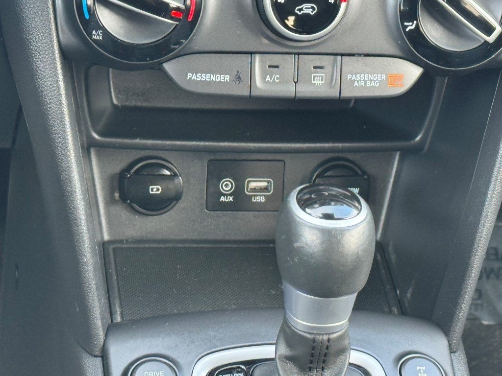 2021 Hyundai Kona SEL