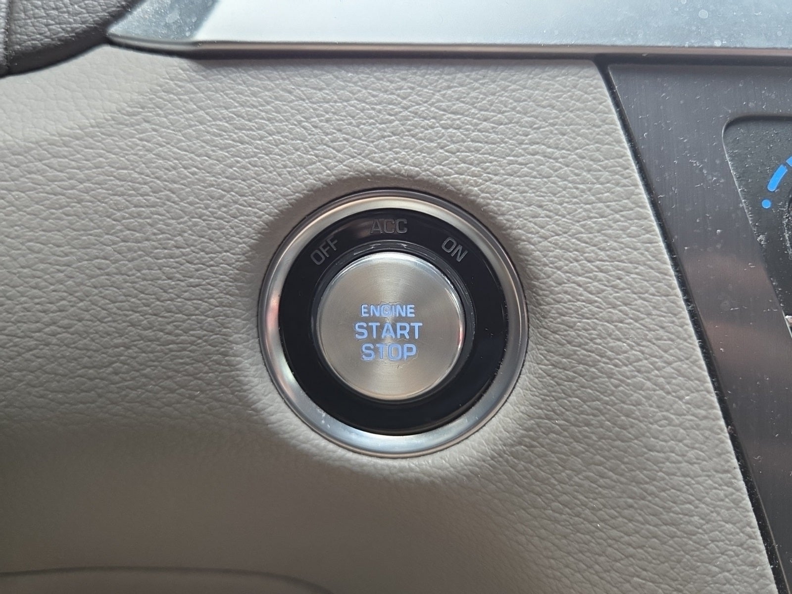 2016 Hyundai Genesis 3.8