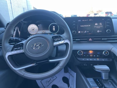 2022 Hyundai Elantra SEL