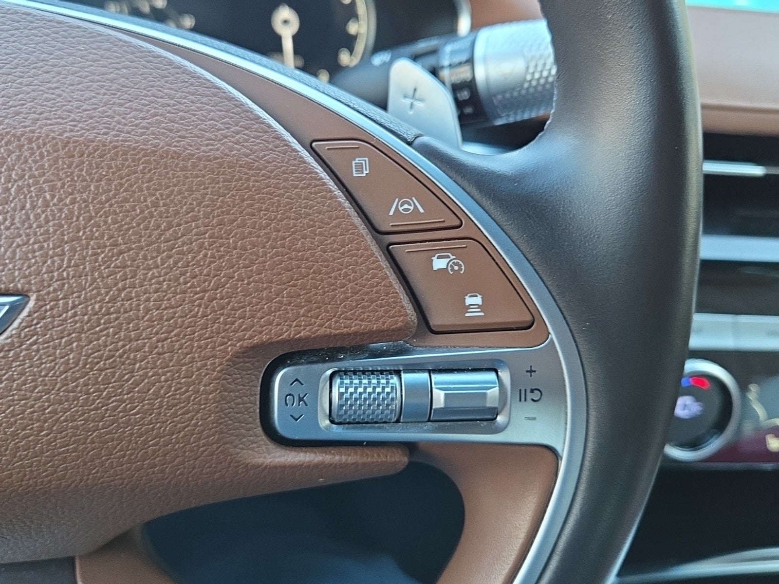 2023 Genesis G80 2.5T