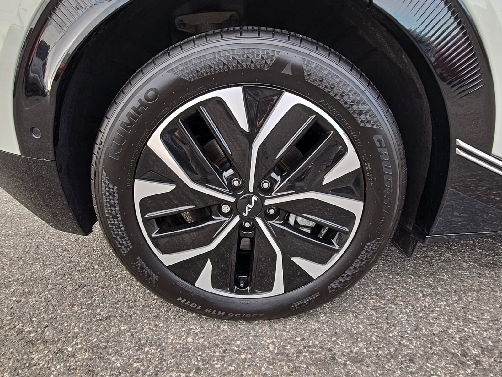 2024 Kia EV6 Wind Long Range/Tech Package