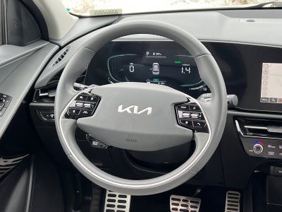 2023 Kia Niro EX Touring