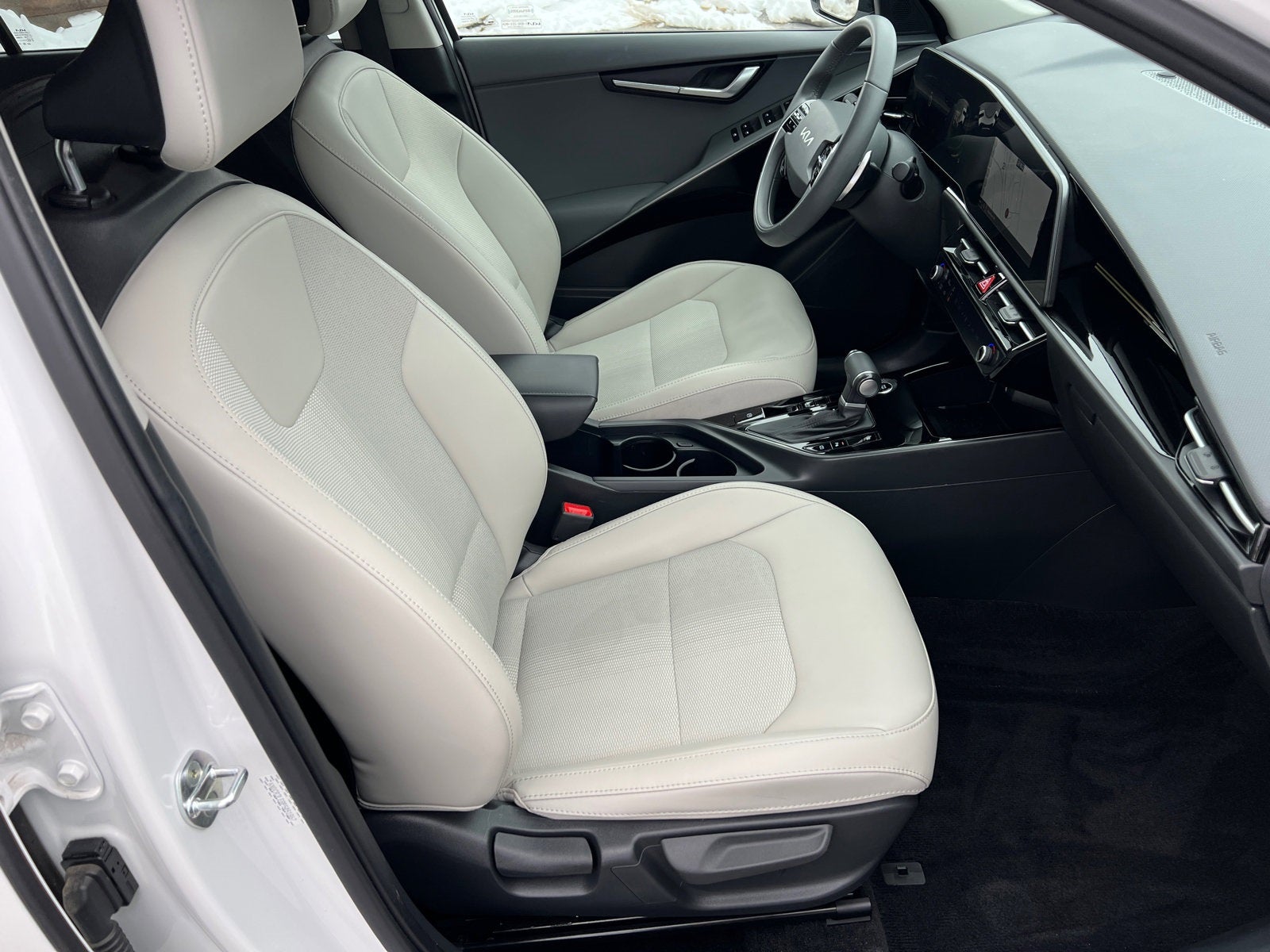 2023 Kia Niro EX Touring