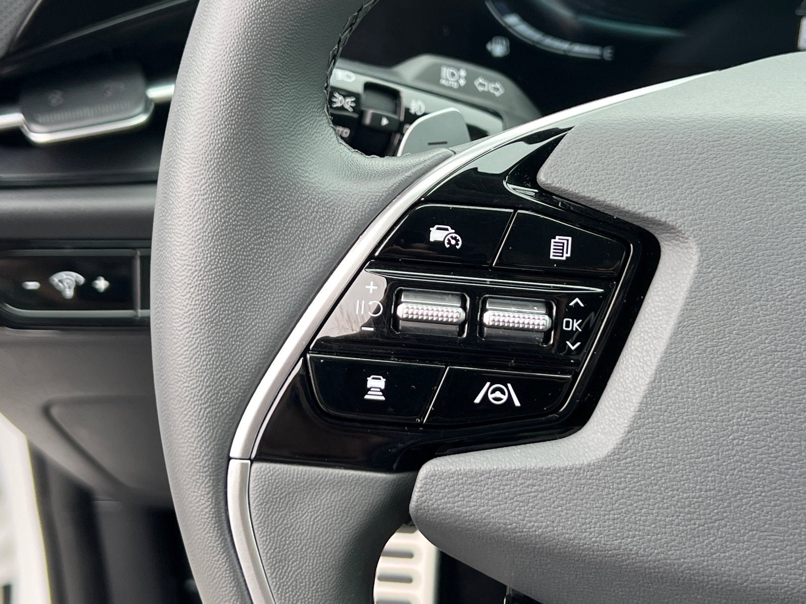 2023 Kia Niro EX Touring