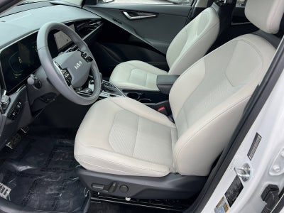 2023 Kia Niro EX Touring