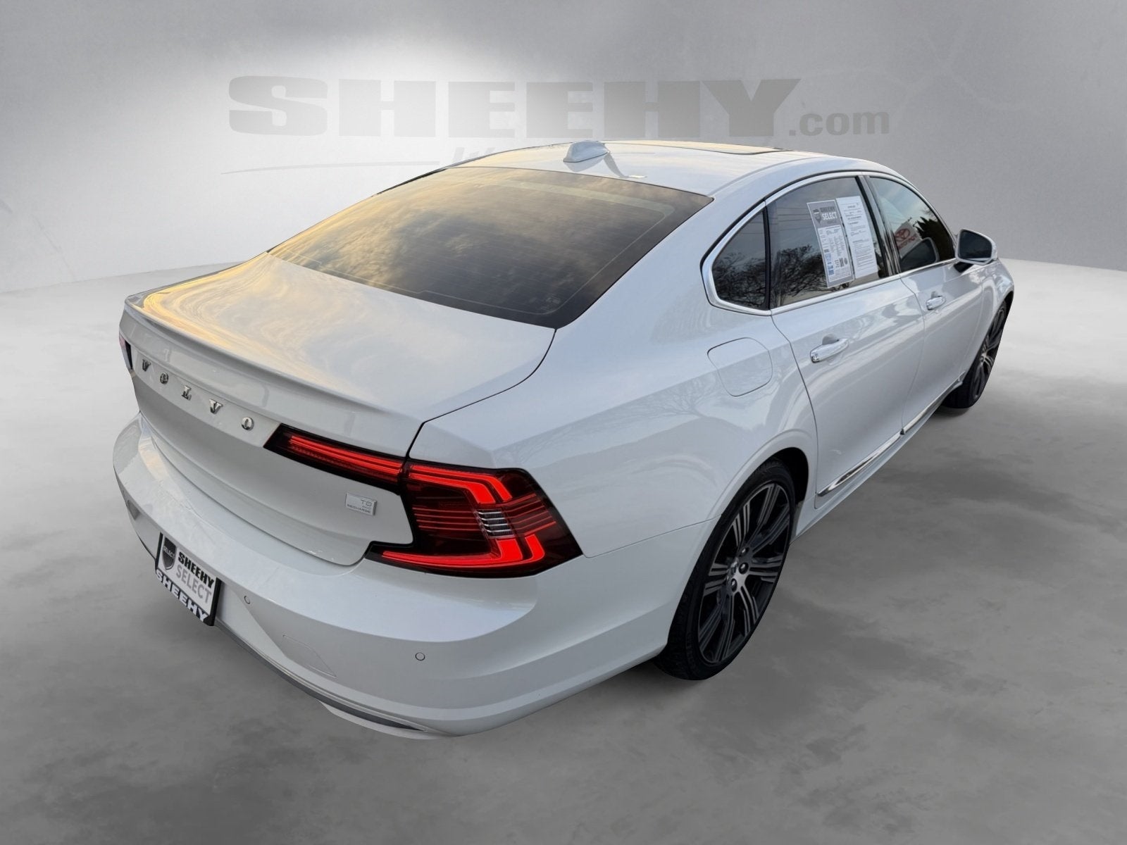 2021 Volvo S90 Recharge Plug-In Hybrid T8 Inscription