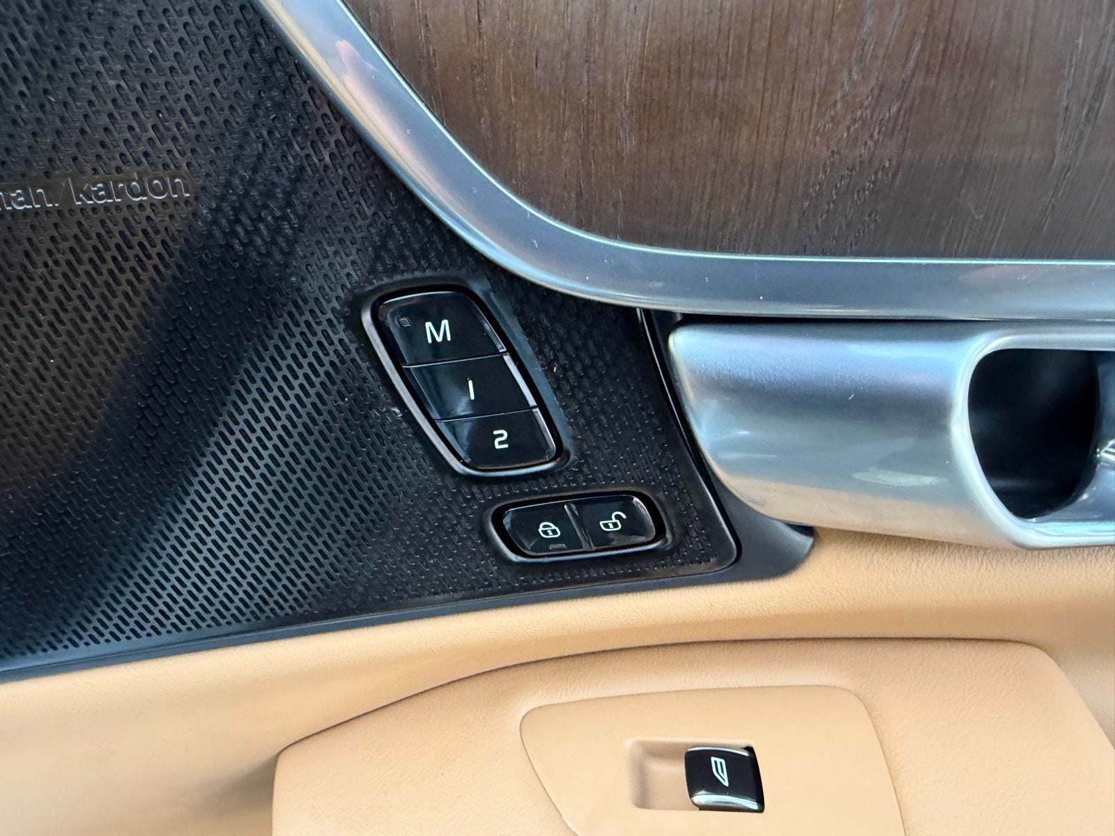 2021 Volvo S90 Recharge Plug-In Hybrid T8 Inscription