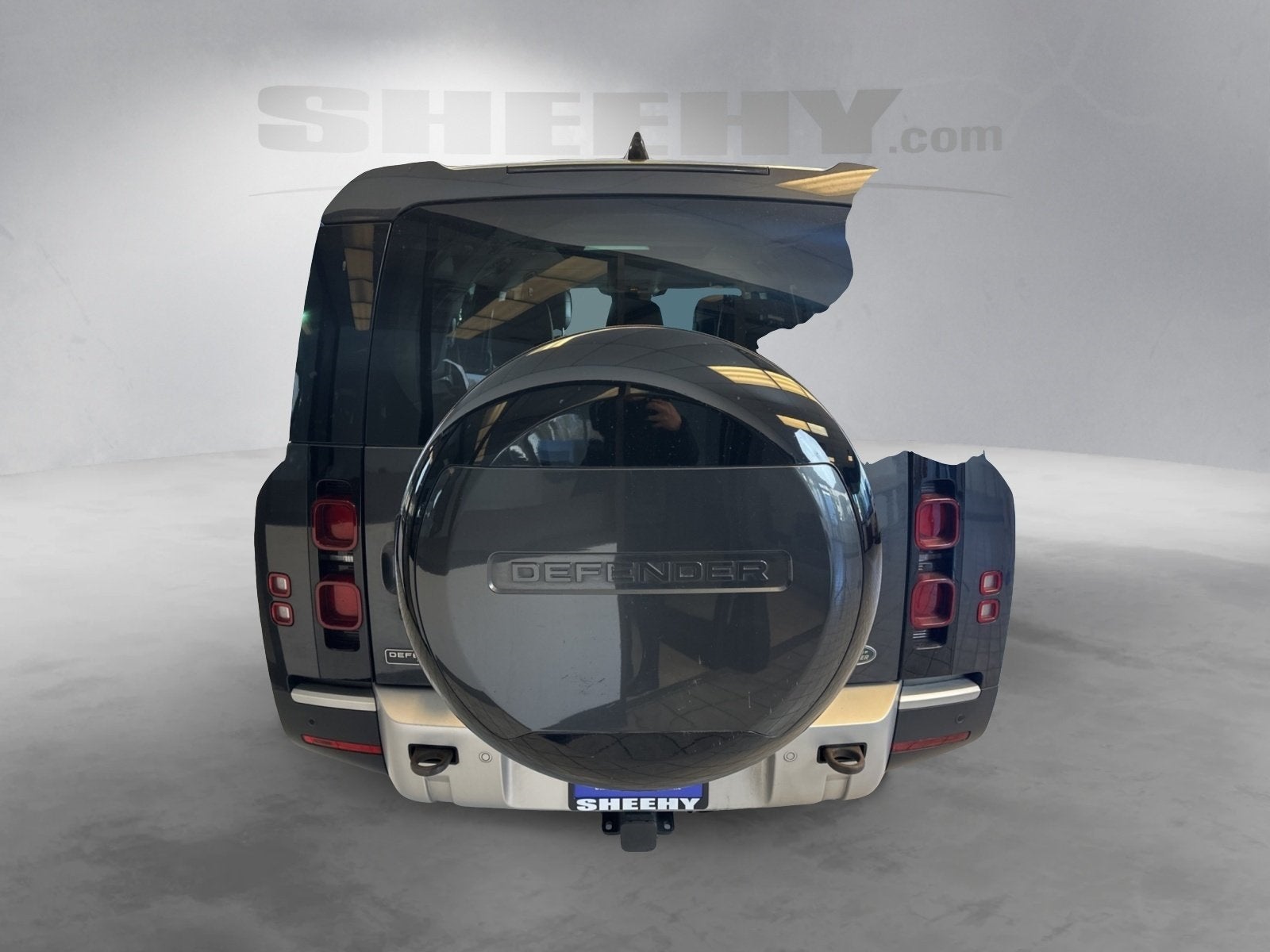 2023 Land Rover Defender 130 First Edition