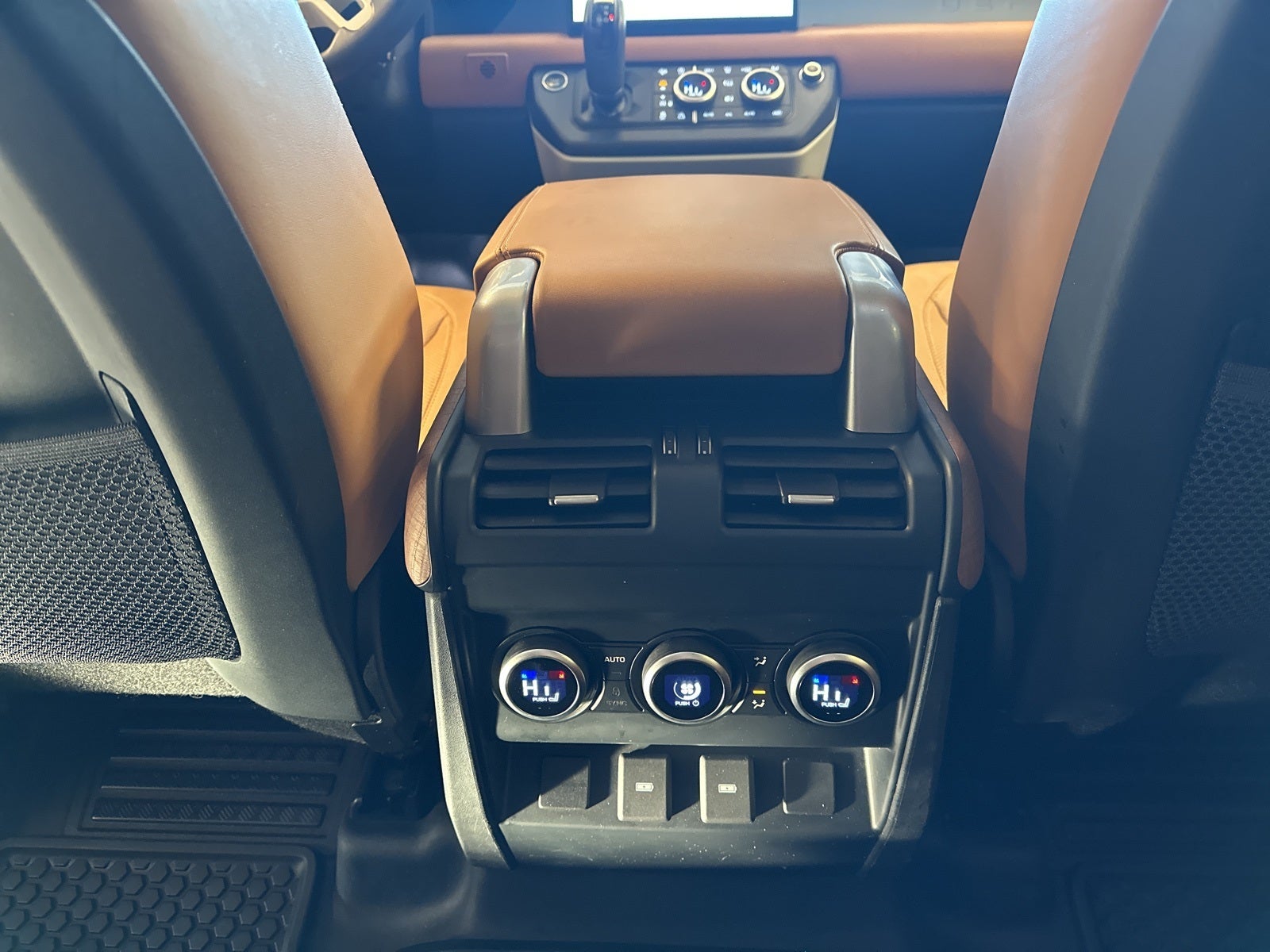 2023 Land Rover Defender 130 First Edition