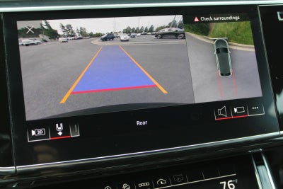 2021 Audi Q8 55 Premium quattro