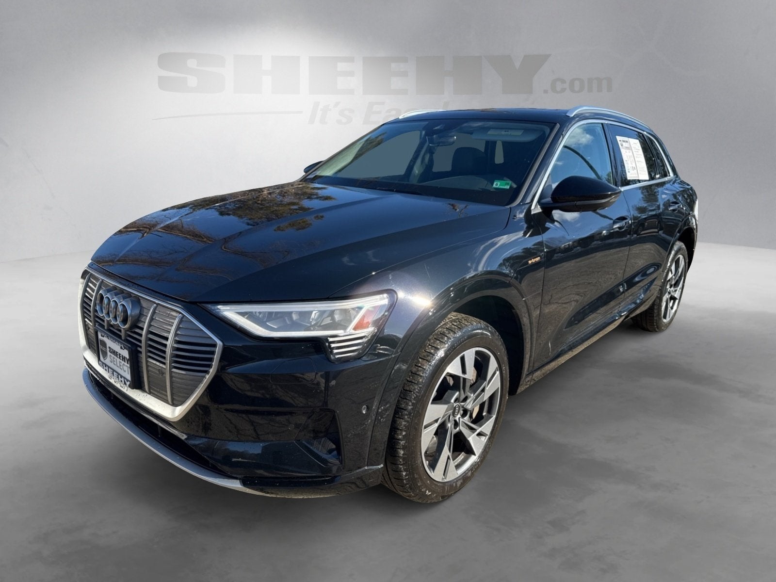 2022 Audi e-tron Premium Plus quattro