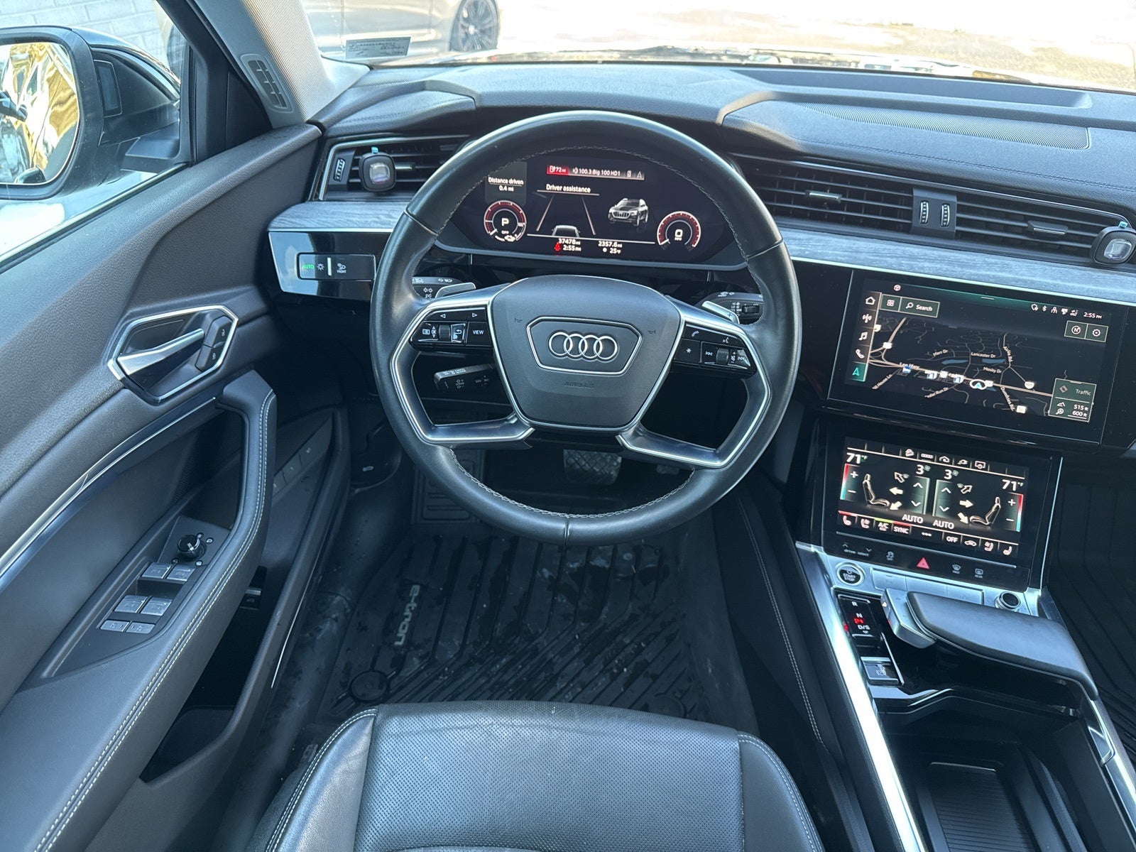 2022 Audi e-tron Premium Plus quattro