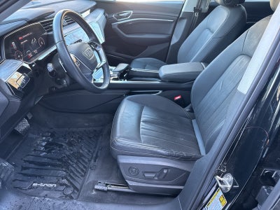 2022 Audi e-tron Premium Plus quattro