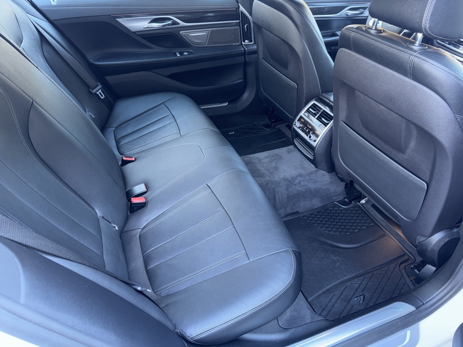 2018 BMW 7 Series 740i xDrive