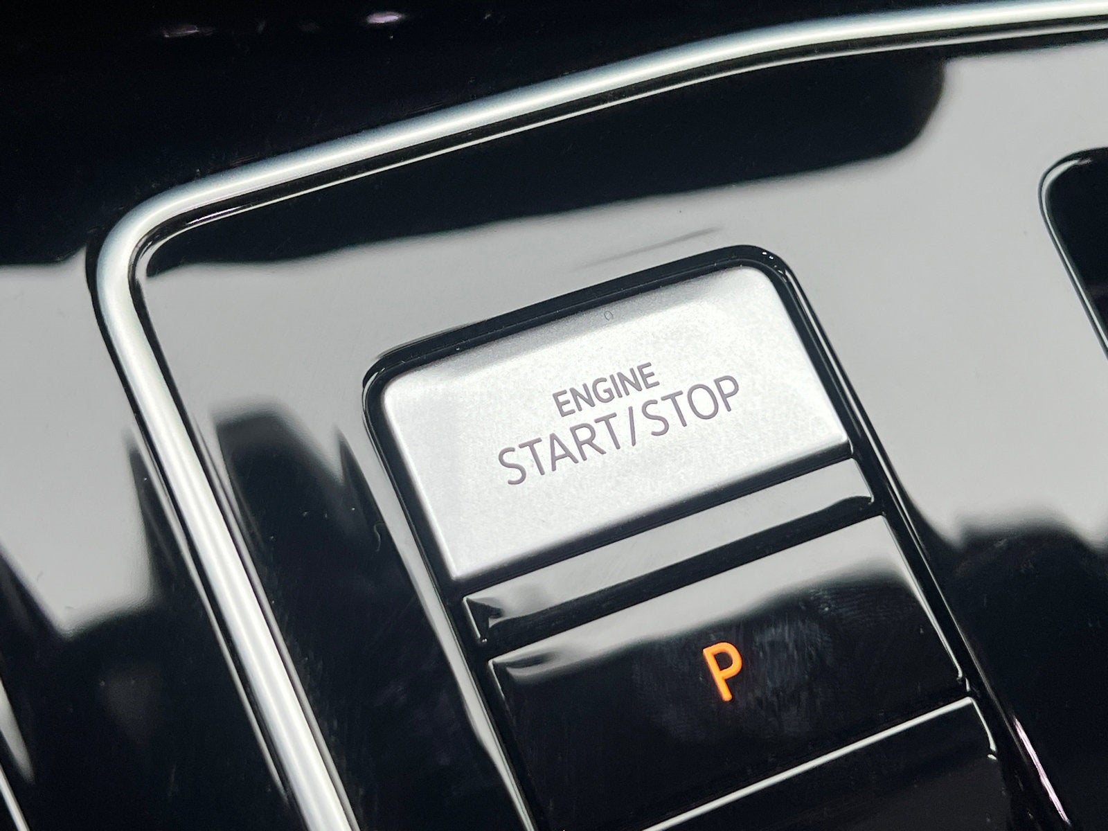 2025 Volkswagen Golf GTI 2.0T SE