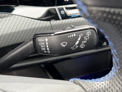 2023 Volkswagen Golf R 2.0T