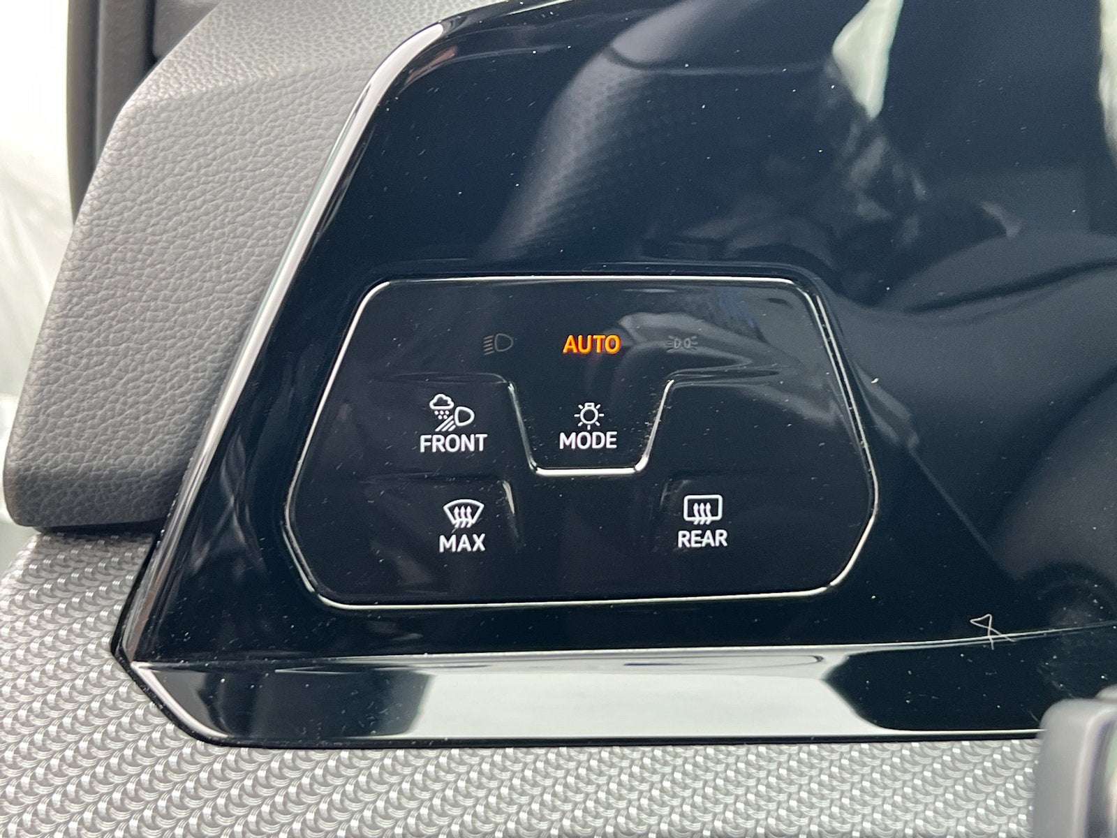 2023 Volkswagen Golf R 2.0T