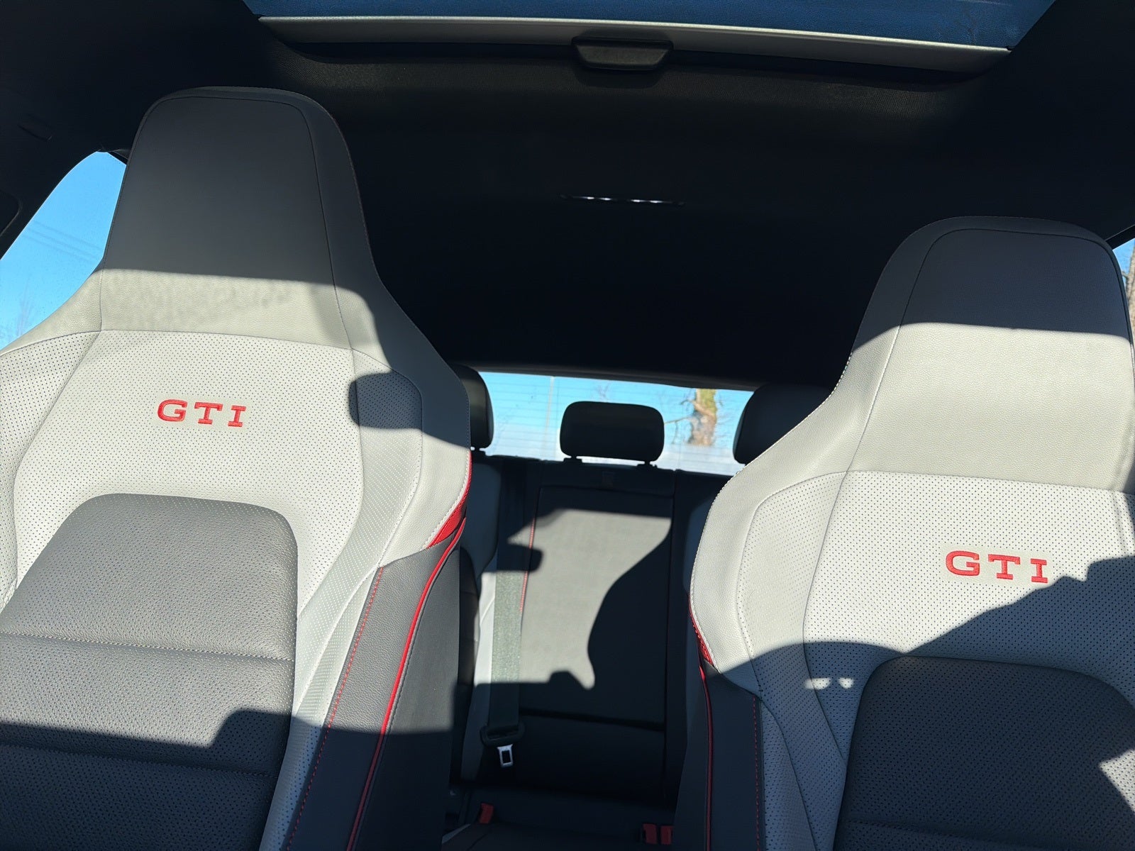 2024 Volkswagen Golf GTI Autobahn