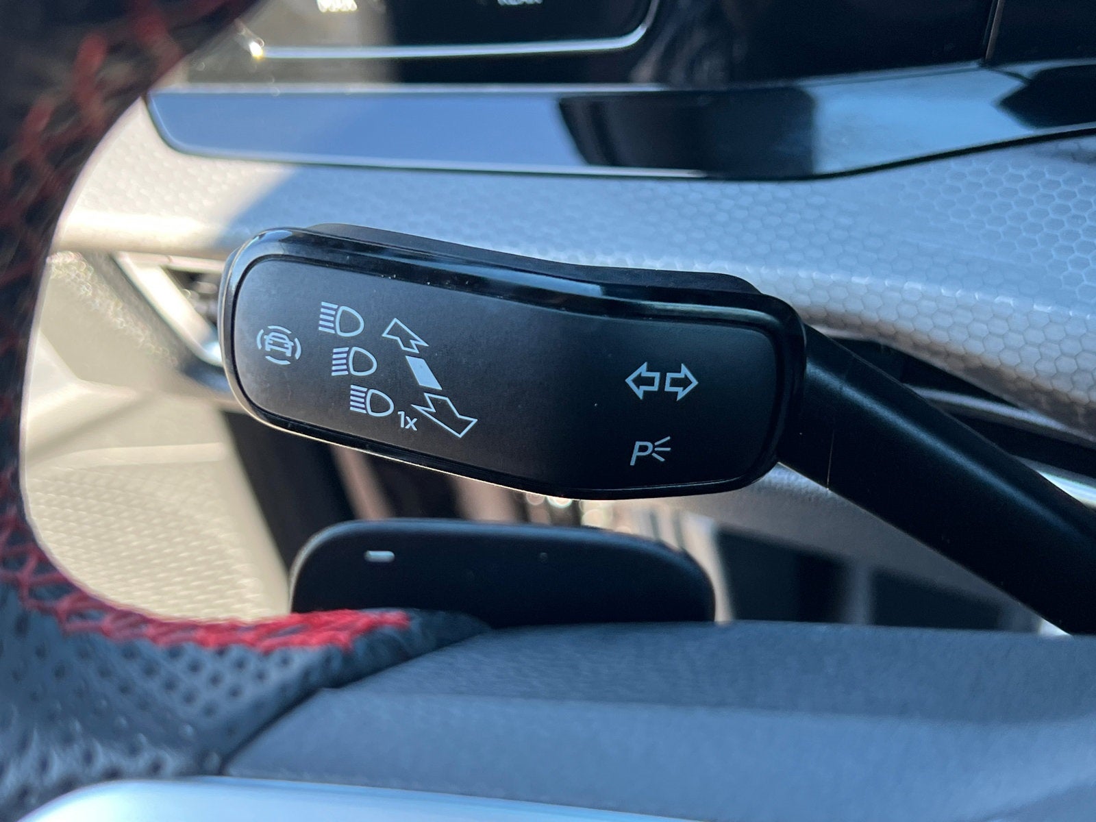 2024 Volkswagen Golf GTI Autobahn