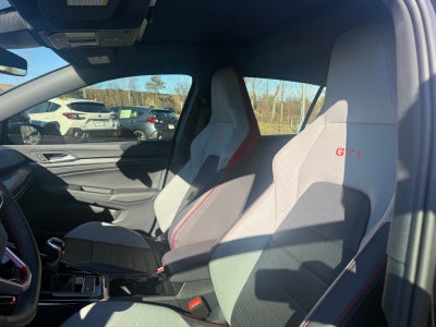 2023 Volkswagen Golf GTI Autobahn