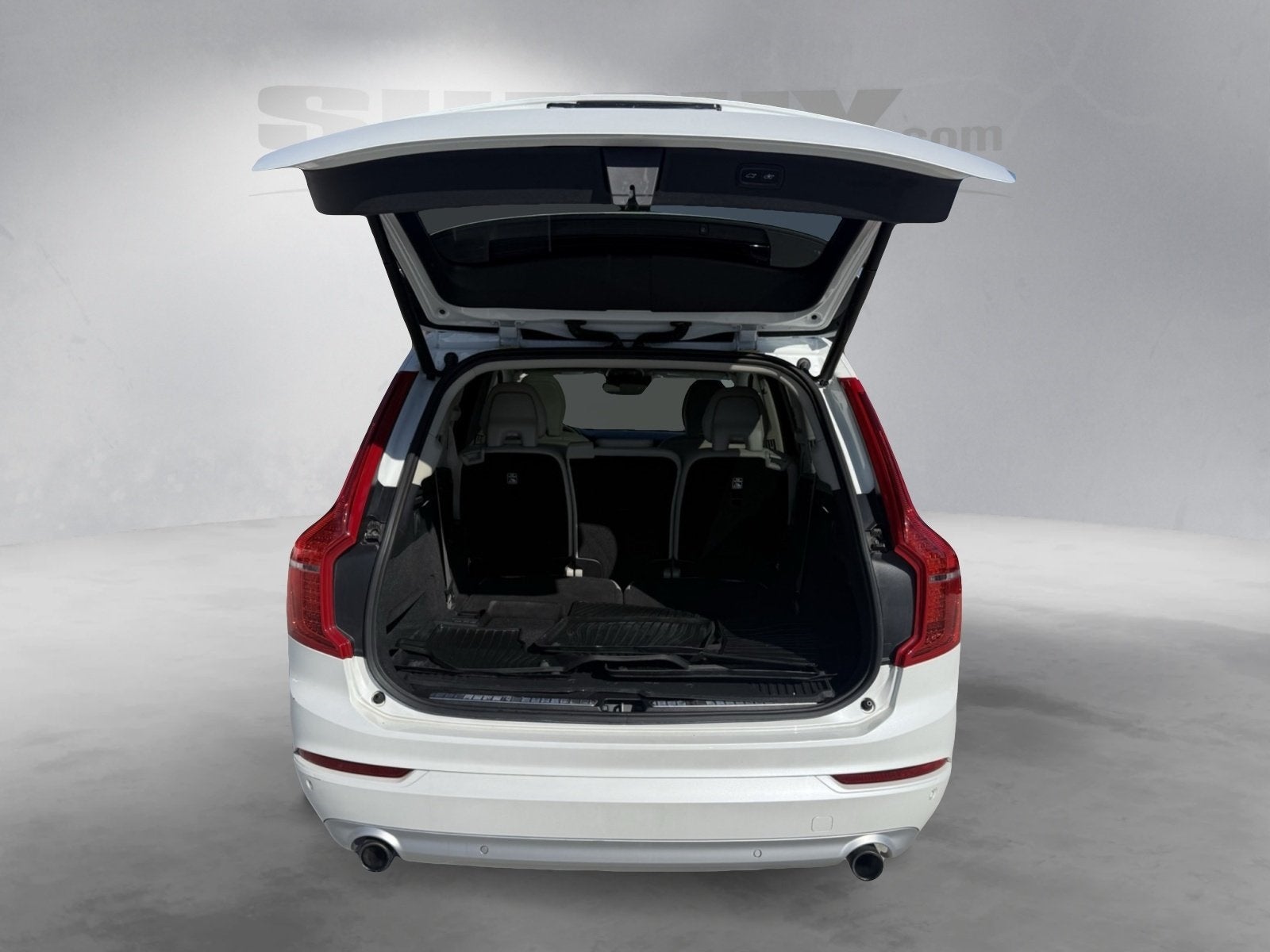 2019 Volvo XC90 T5 Momentum