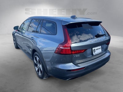 2020 Volvo V60 Cross Country T5