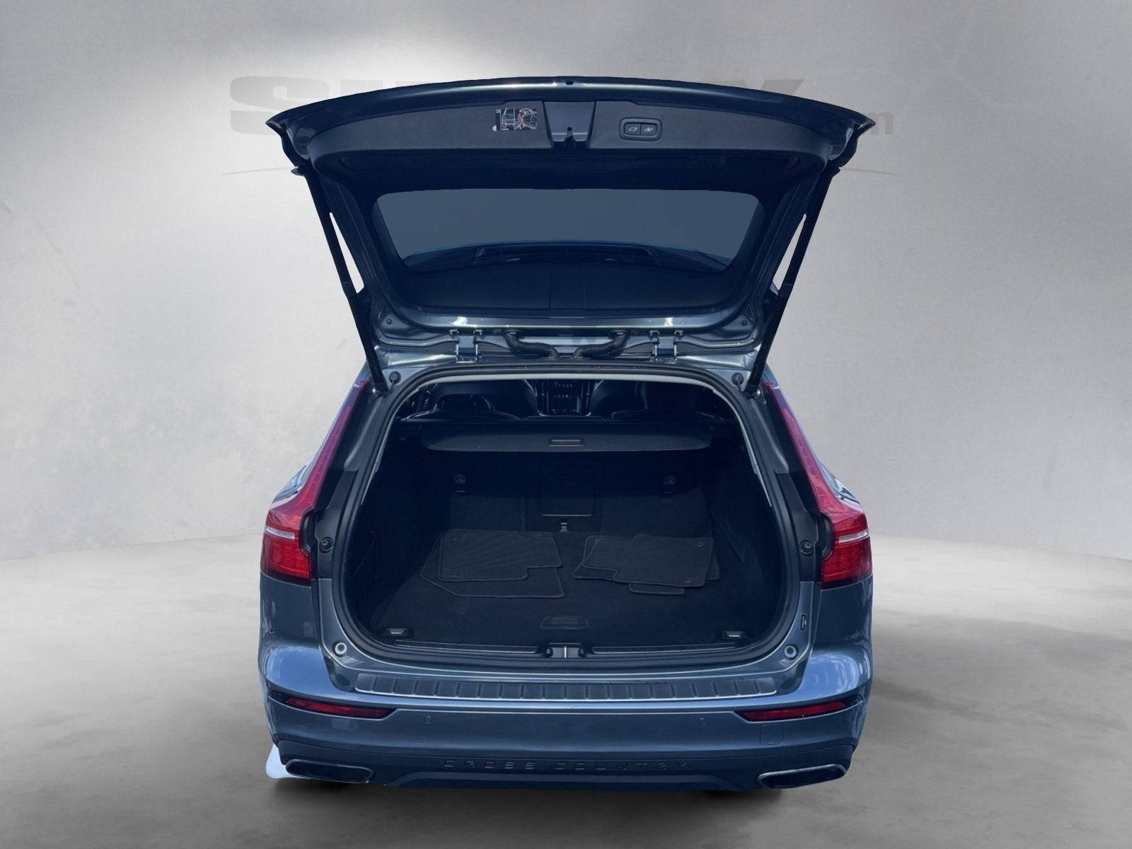 2020 Volvo V60 Cross Country T5