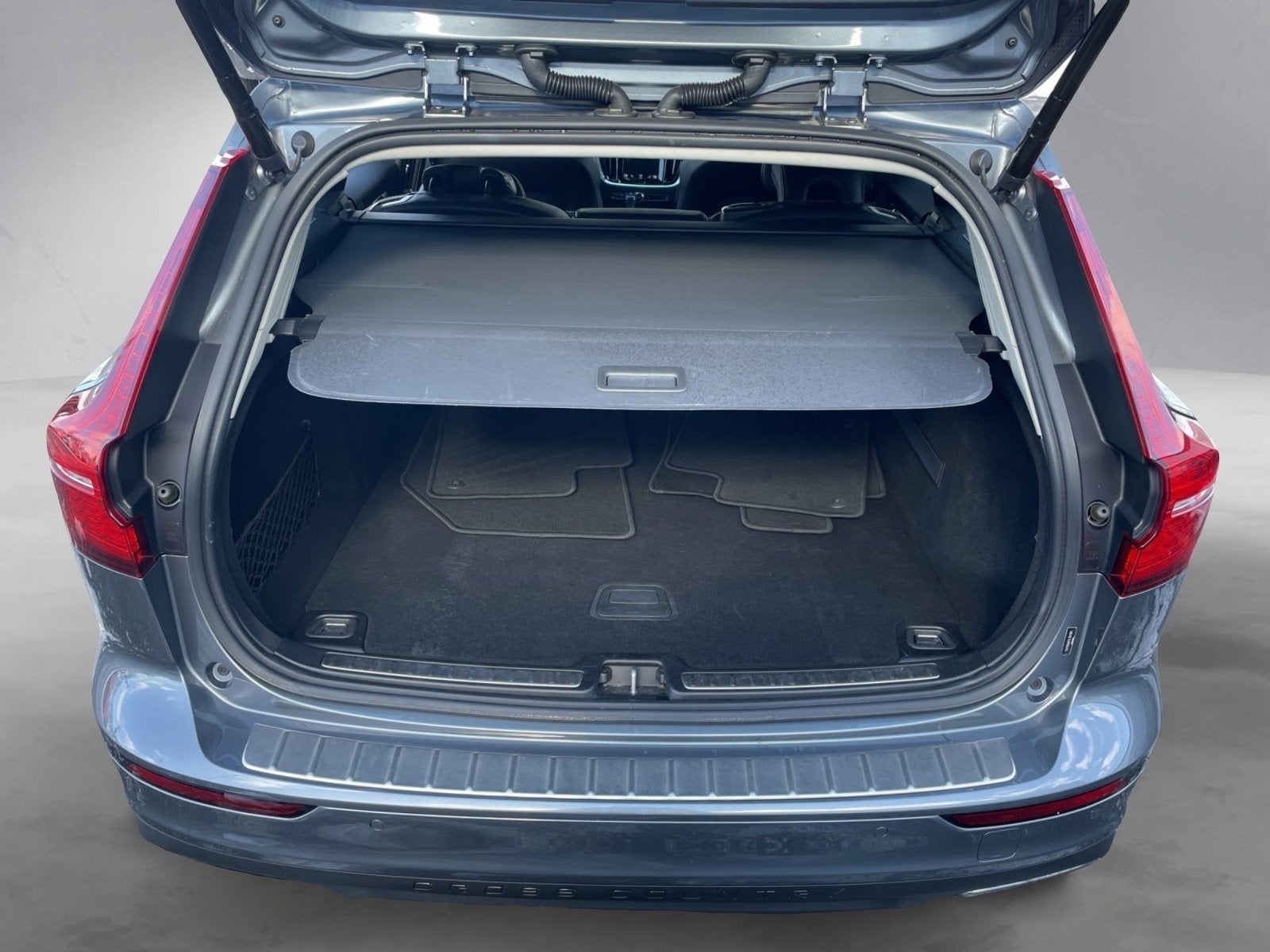 2020 Volvo V60 Cross Country T5