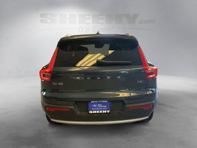 2021 Volvo XC40 Momentum